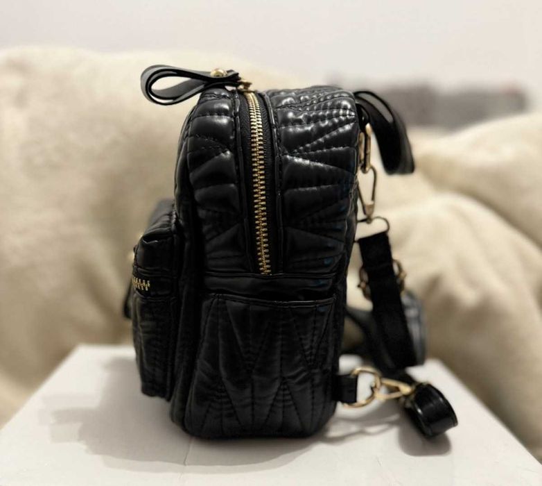 Черна дамска раница