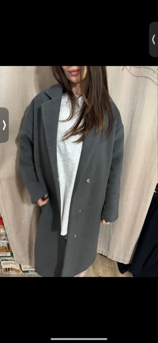 Пальто 5000тг размер 46