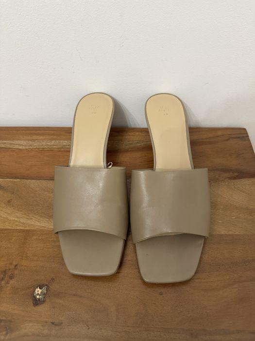 Saboti cu toc mic H&M