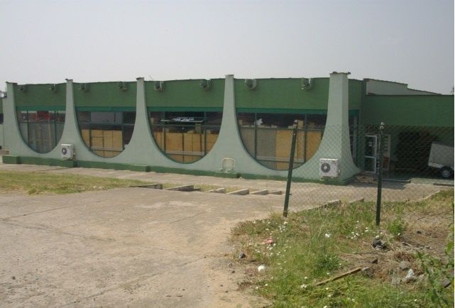 Дава се под наем Магазин в Ахелой - 600 кв.м за 2094.57 € - Снимка #3