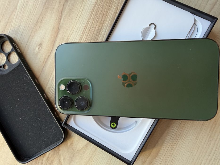 13 промакс / 13 pro Мax/ 128 , 81 аккумулятор