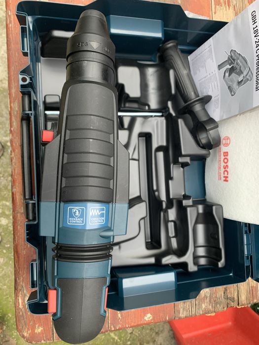 Bosch  GBH 18V-24 C/ безчетков перфоратор в куфар
