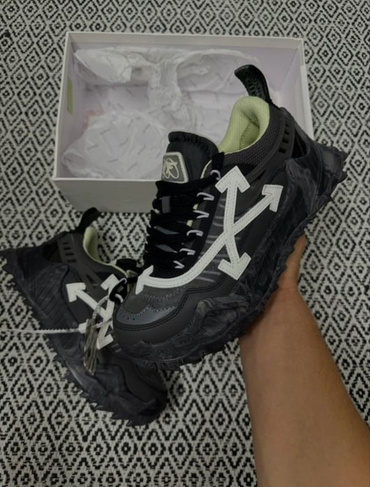 Off-white ODSY negri