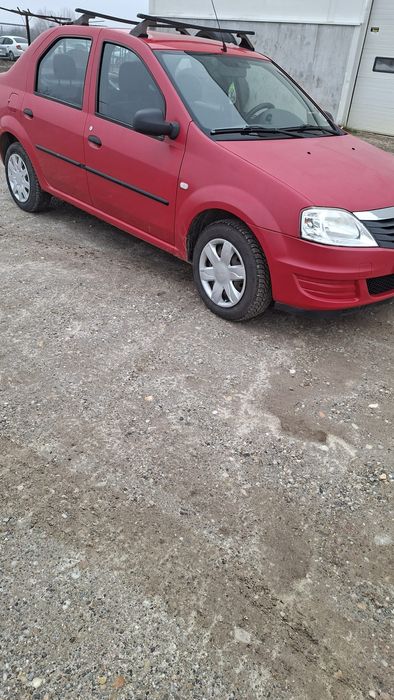 Dacia Logan 1.2 16V – An fabricație 2011 – Kilometri puțini – Întrețin