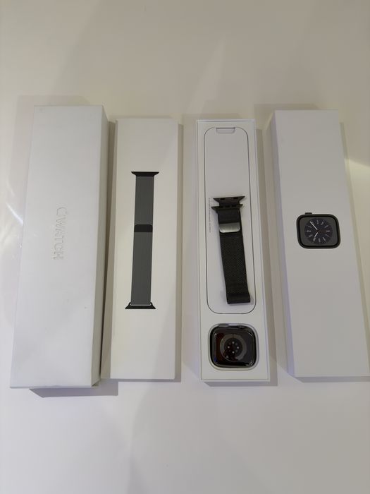Apple Watch Series 8 45mm Graphite Stainless Steel