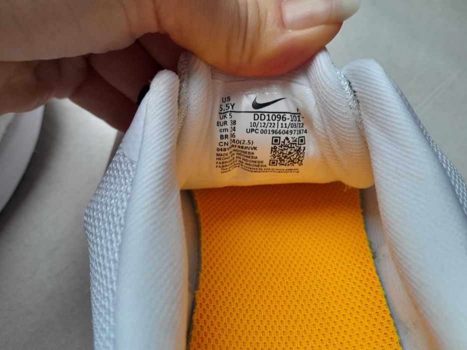 Маратонки NIKE Running размер 38 EU - 24 см. (нови, оригинални)