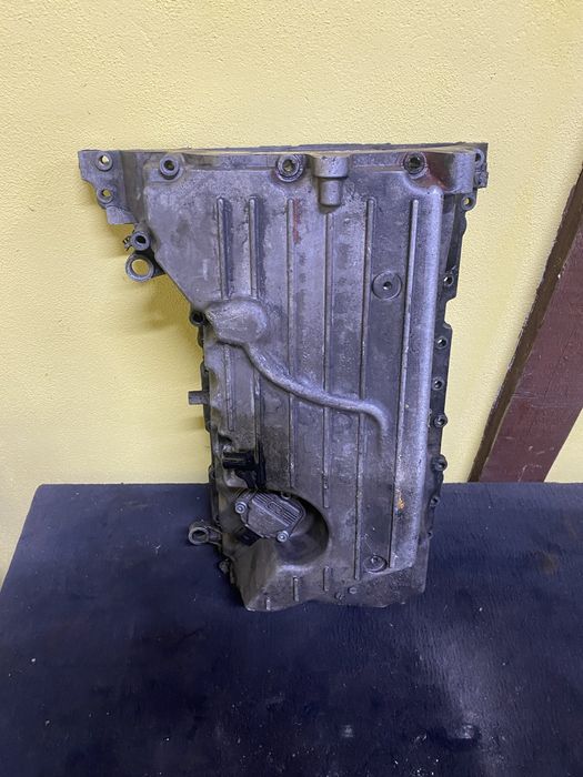 Baie ulei Vw Transporter /Touareg 2.5 TDI Pret 300 lei