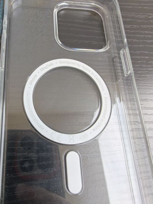 Huse iPhone 15 Pro Max – PITAKA Carbon + Apple Clear Case Original