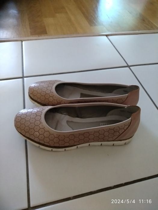 Продам женские туфли!