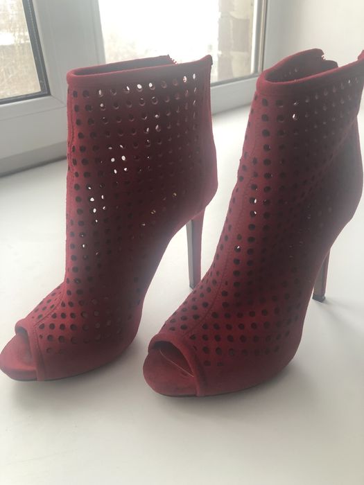 Продаются туфли классные,удобные