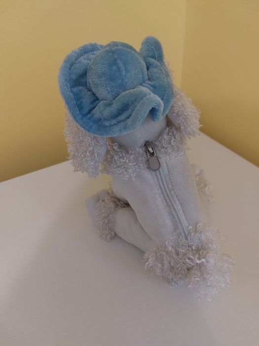 Плюшено кученце - Италия