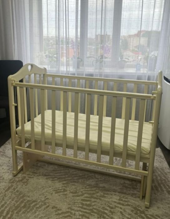 Кроватка детская