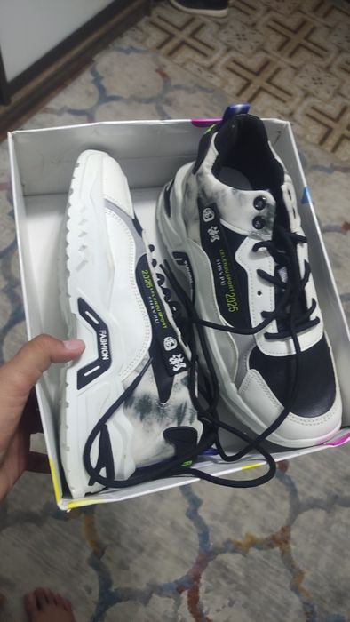 Кроссовки мужские