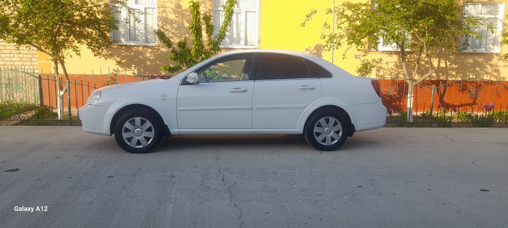 Lasetti metanda 2012-yil