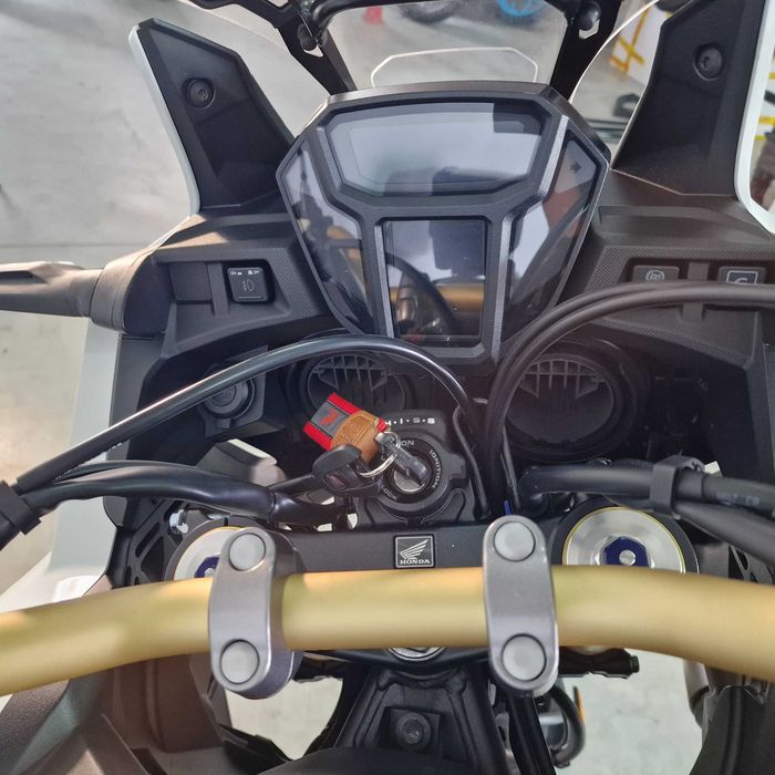 Motocicleta Honda Africa Twin DCT ABS | H03231 | motomus.ro