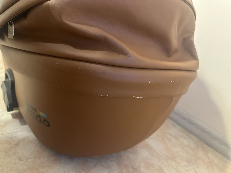 Кош за бебешка количка