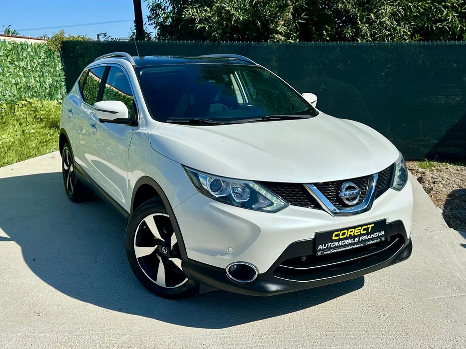 Nissan Qashqai / Keyless / Panoramic / Camera 360 / Rate / Garantie