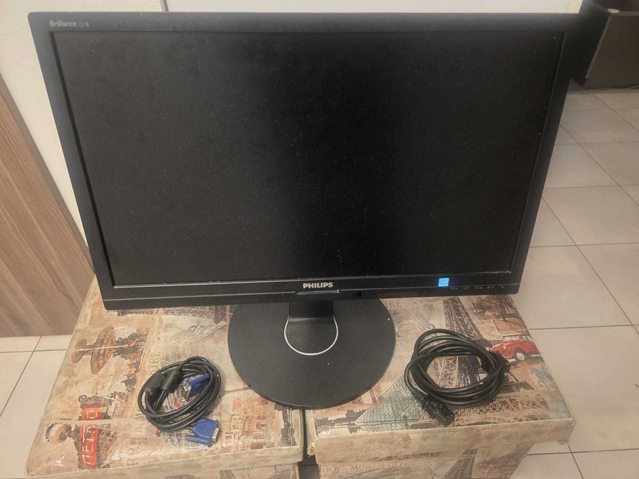 Monitor Philips 21,5 Inch - FullHD - 200 lei