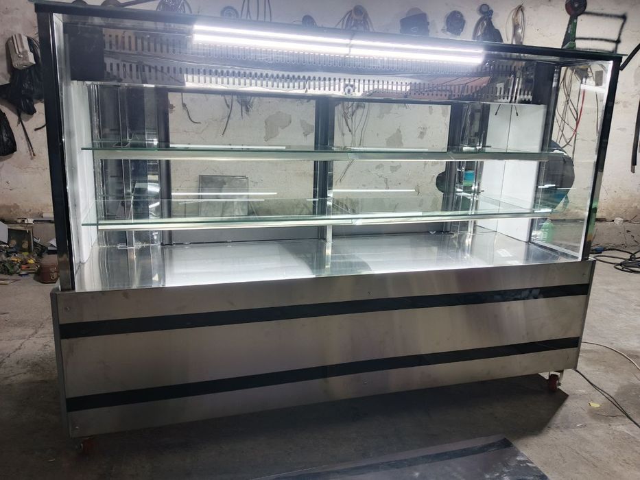витрина холодильник