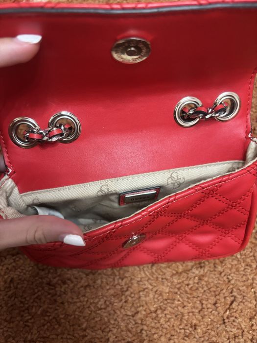 Оригинални чанти- Guess; Victoria’s Secret