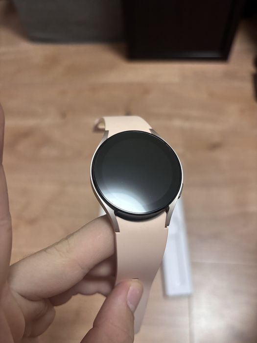 Смарт гривна Samsung galaxy watch 5