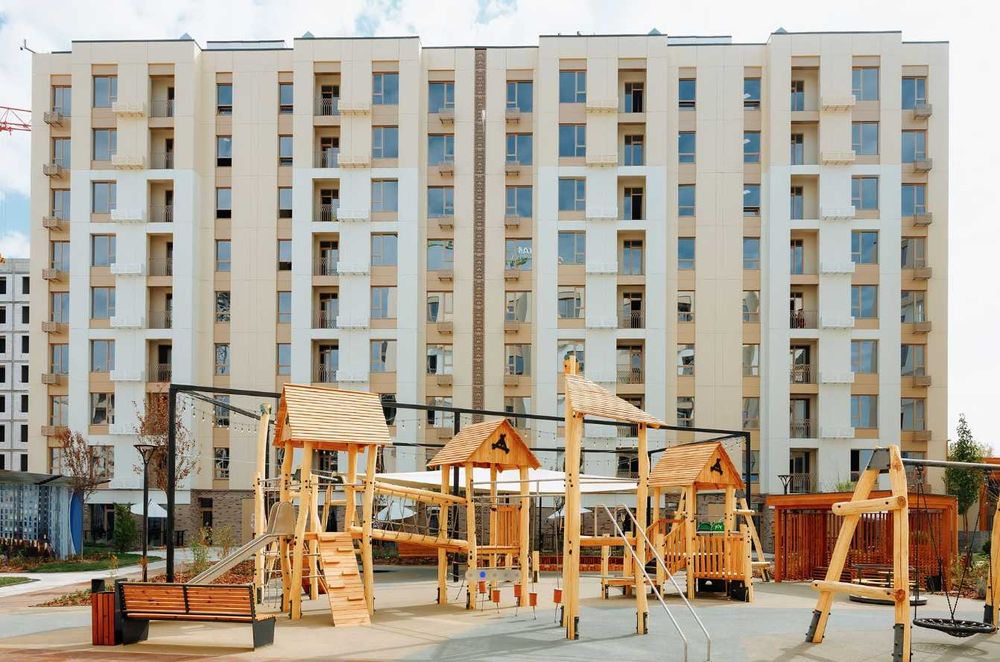 3 ком. квартира возле метро, SADO BI Group 82 m2  [DM)