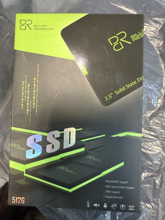 Продам жесткий диск на 512 гб