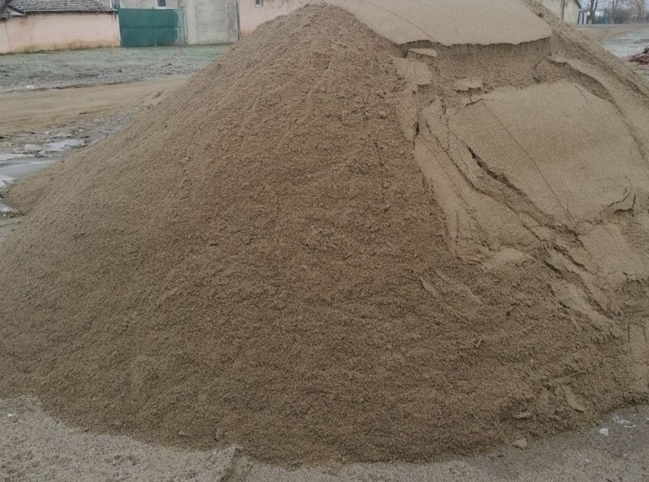 Nisip, balastru ,concasat ,pietris ,sorturi etc !