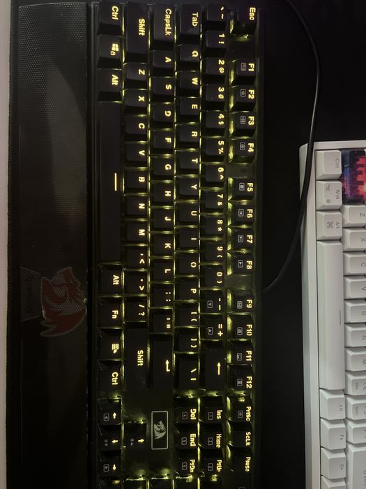 Tastatura de gaming