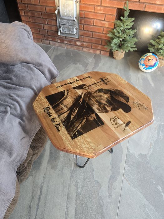 Masute de cafea pe comanda din fag si rasina epoxidica   55 x 50 cm