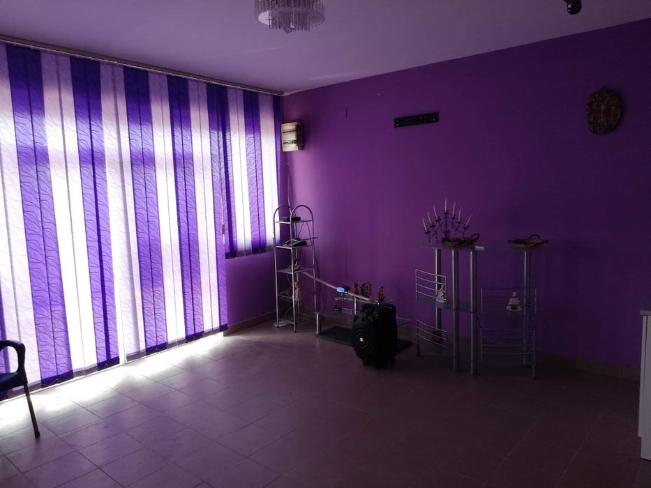 Spatiu comercial generos