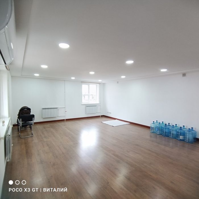 Сдам-Нежилой(Помещения.Офисы.Кабинеты)Шота Руставели.Братские.140кв/м2