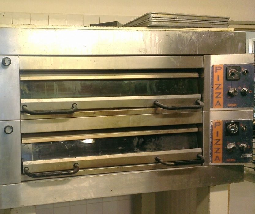 Продавам тунелна пещ за производство на хляб