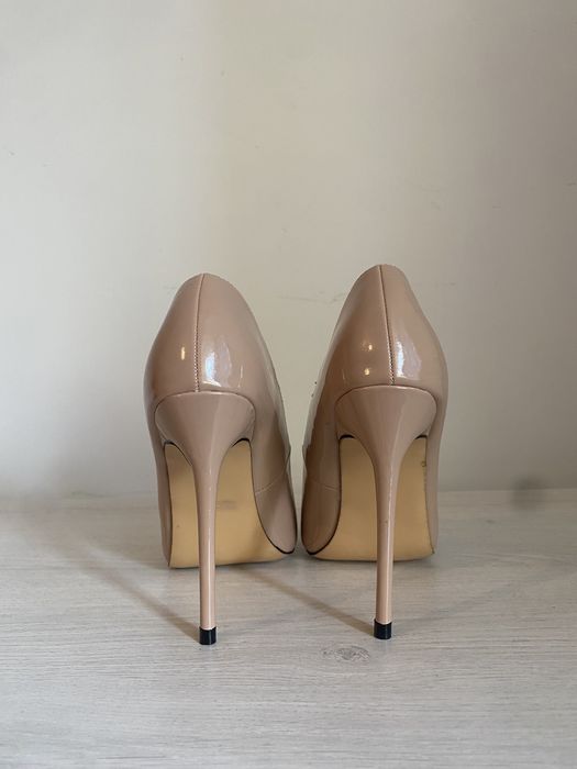 Продам туфли новые ...