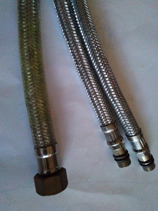 Furtun wc  baterie baie.