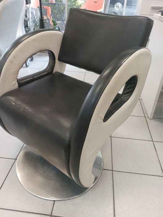 Фризьорски стол Пловдив
