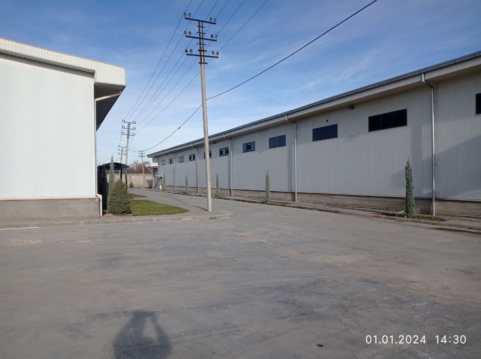 Сдается склад 2500 кв м Новый Узбекистан ориентир Университет Акфа