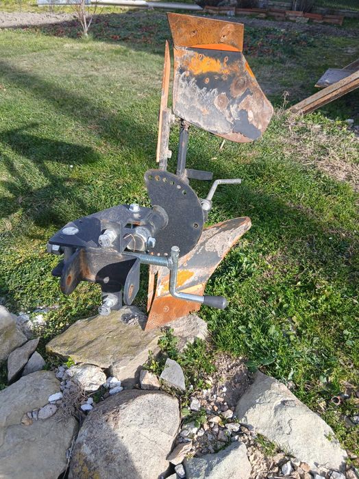 Плуг за мотоблок.