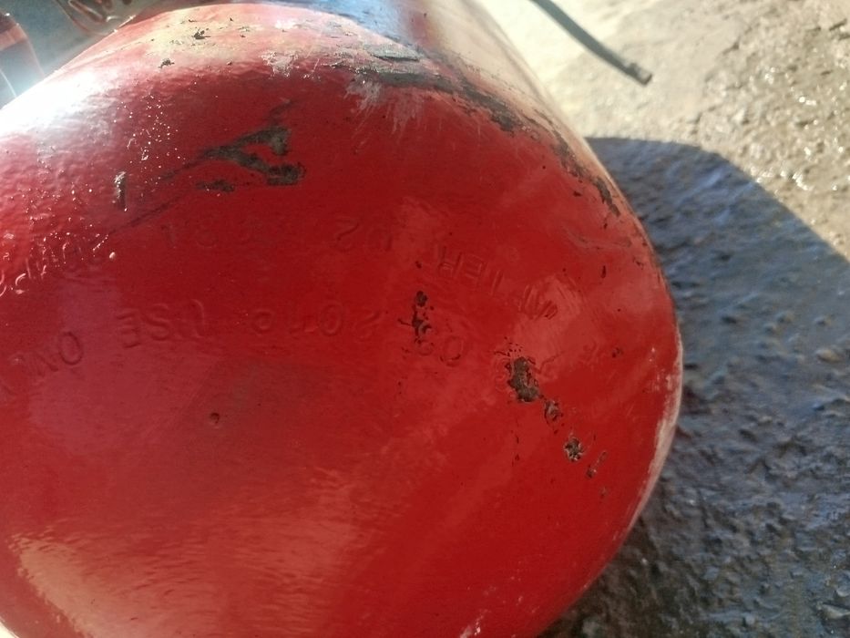 Gaz balon 100 tali sotiladi