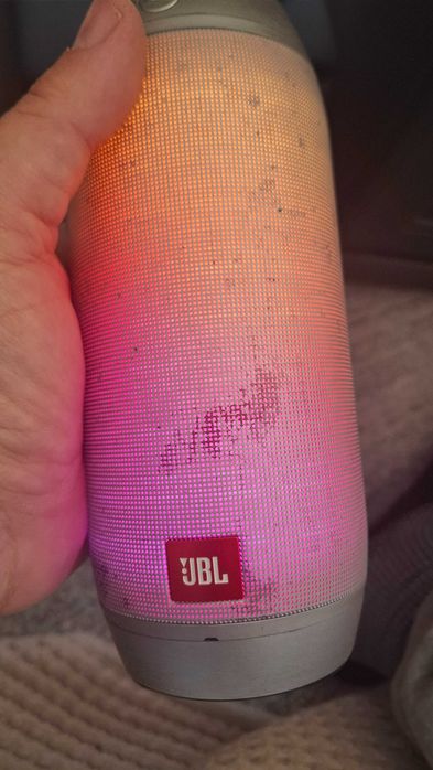 Bose soundlink revolve +, 2 броя. Плюс JBL pulse 2  със цветомузика