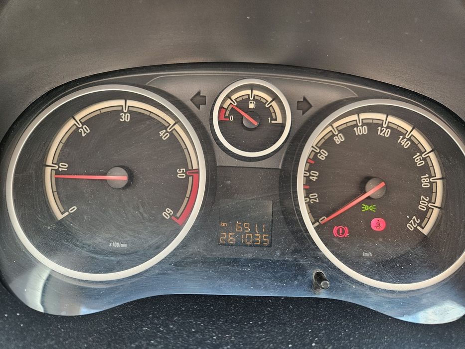 Opel Corsa 1.3 Diesel | Full Option