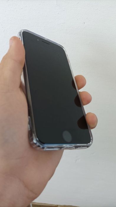 Например, Iphone 7 гарантией