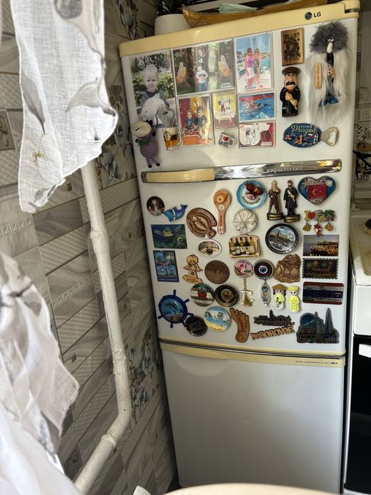 Продам холодильник