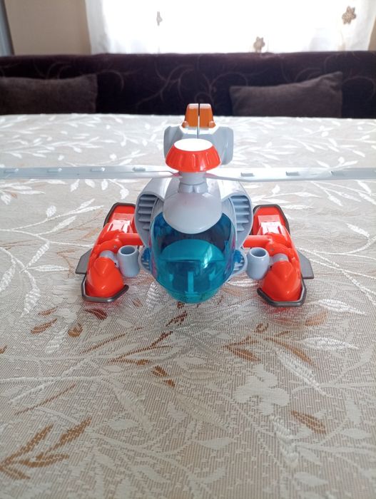 Детски робот-хеликоптер