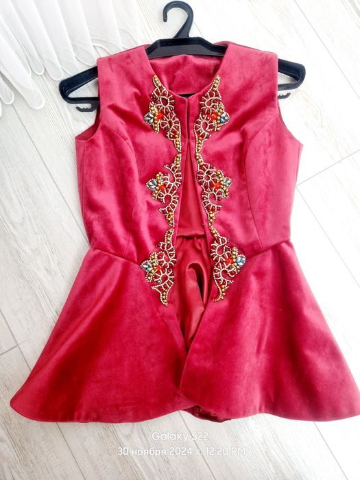 Адеми  кажекей жана