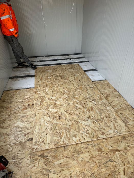 Container modular 6/2,4 cu panou de 6cm