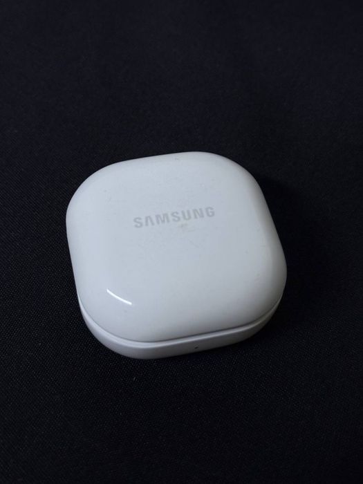 Беспроводные наушники Samsung buds 2