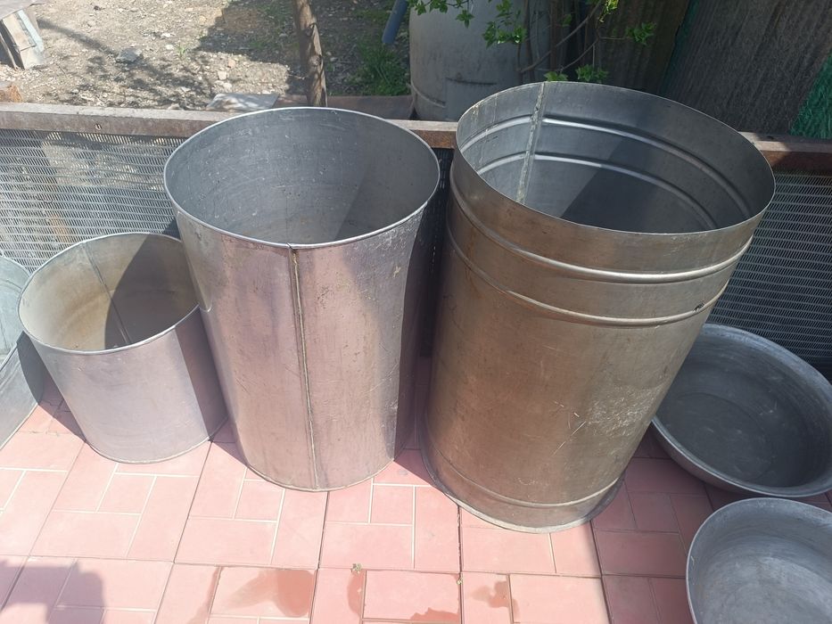 Продаются две ванные , фляга ,бочки нержавеющие