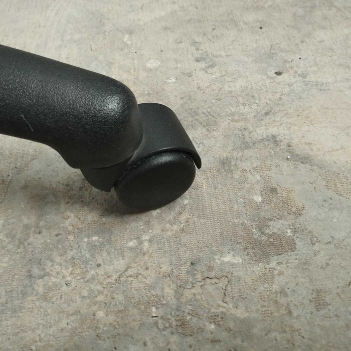 Кръстачка за офис стол