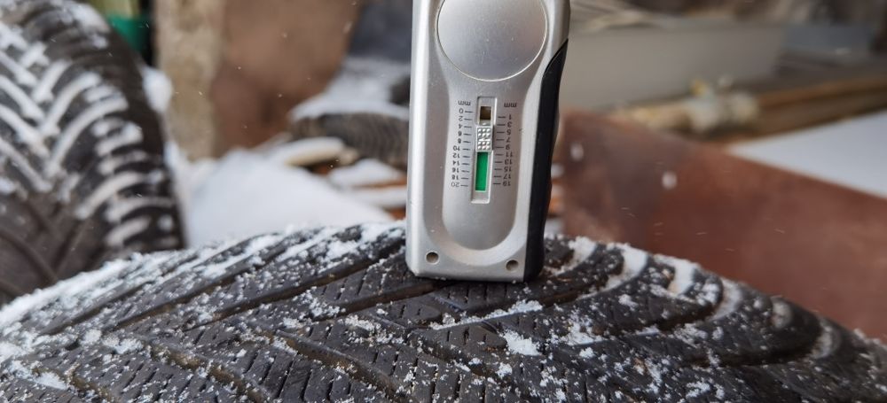 Джанти със Зимни Гуми Мерцедес 215/55 r16